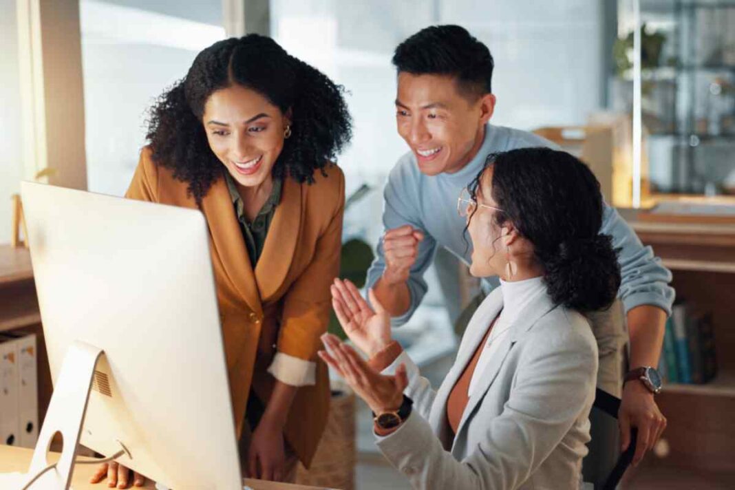 Building Smarter Workplaces: The Role of Engagement in Organizational Performance
